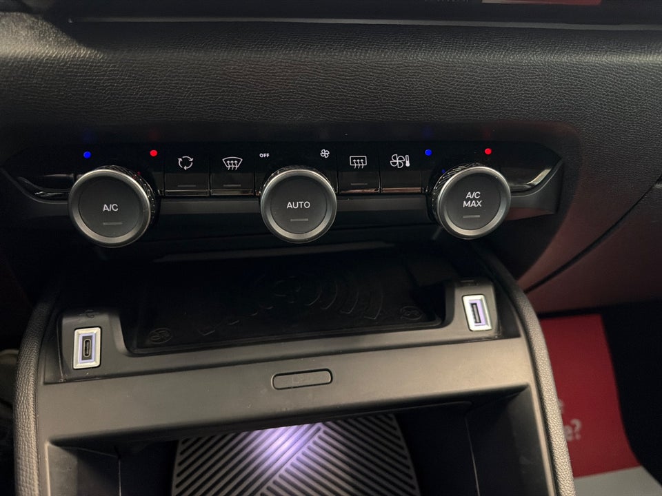 Citroën ë-C4 X 50 Max 4d