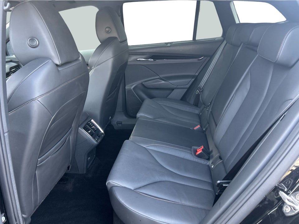 Skoda Enyaq 85x iV Laurin & Klement 5d