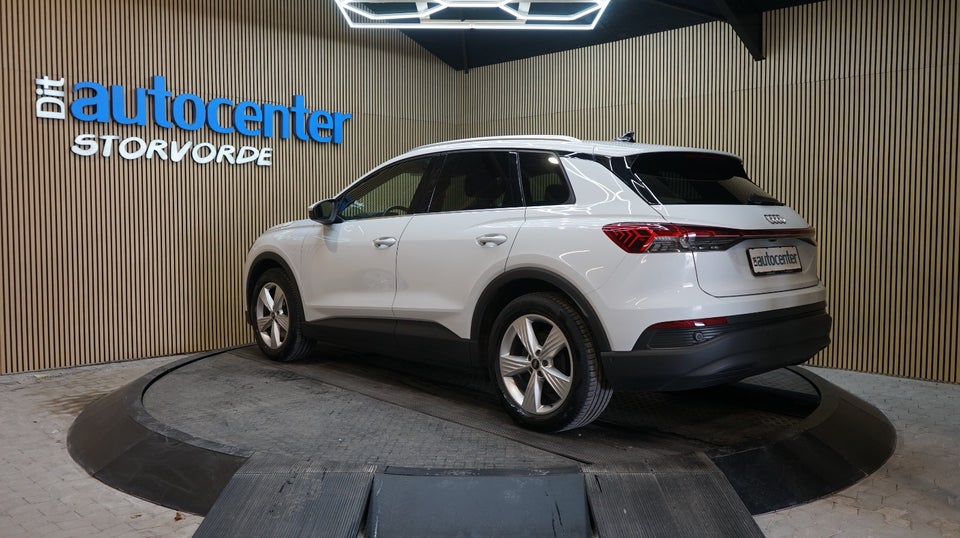 Audi Q4 e-tron 40  5d