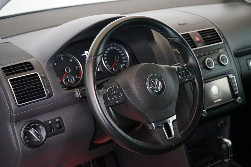 VW Touran 1,6 TDi 105 Comfortline DSG BMT 7prs 5d