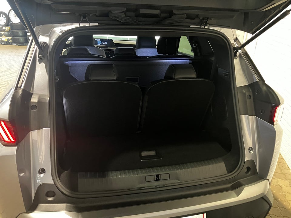 Peugeot e-5008 77 Allure 7prs 5d