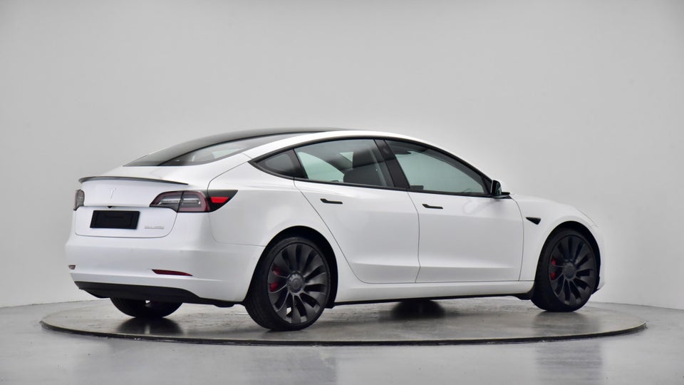 Tesla Model 3 Performance AWD 4d