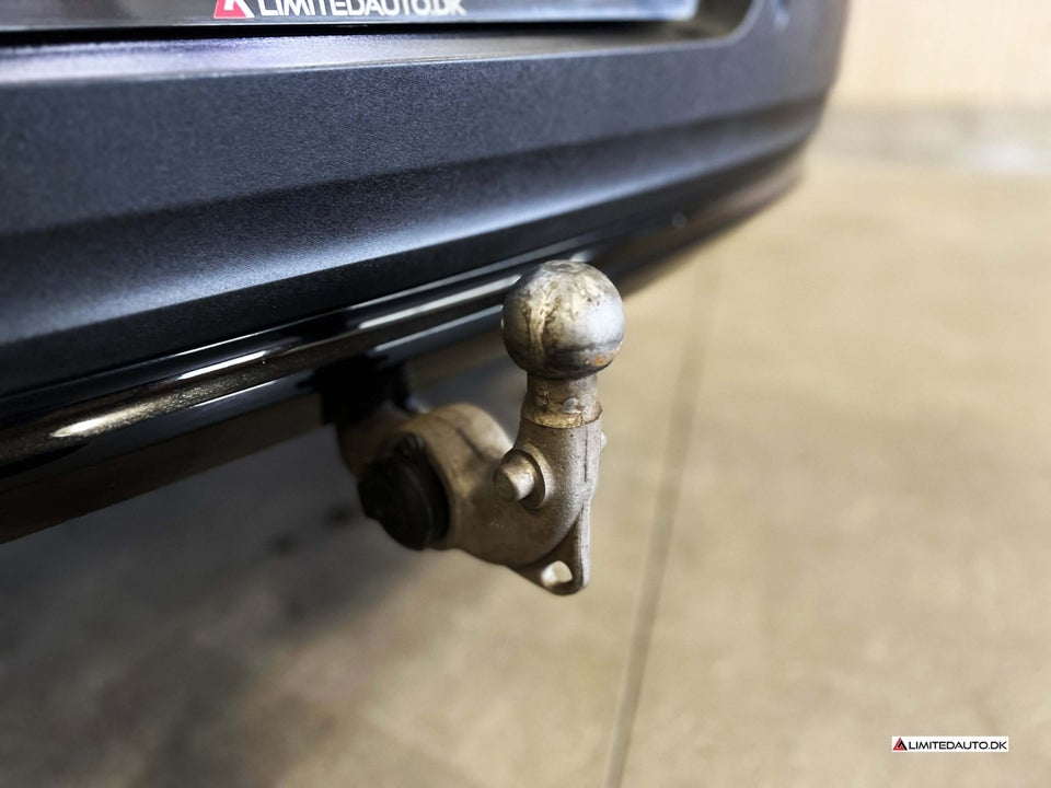 Volvo XC40 P8 ReCharge Twin Plus 5d