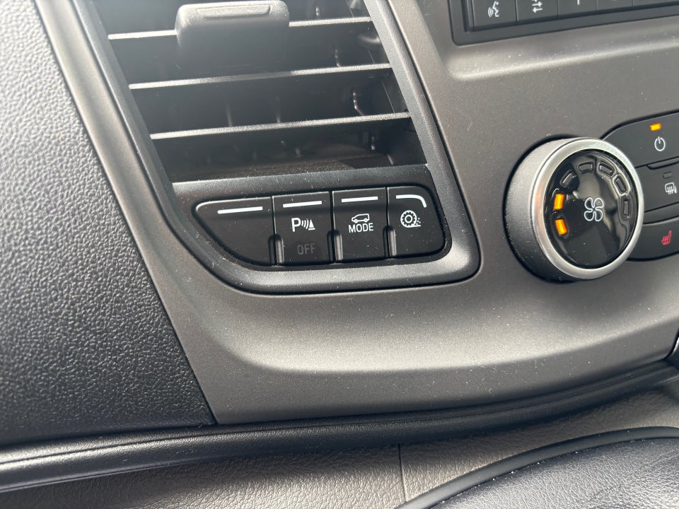 Ford Transit 350 L2 Van 2,0 TDCi 130 Trend H2 FWD