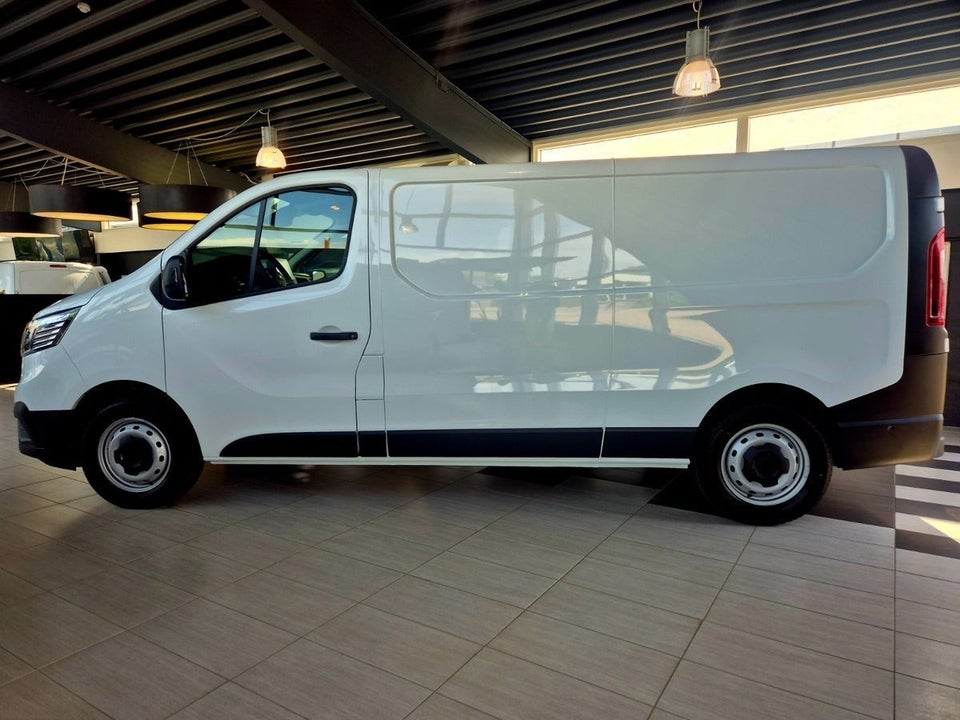 Renault Trafic 2,0 dCi 130 L2H1
