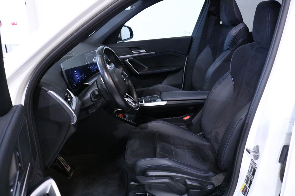 BMW iX1 eDrive20 M-Sport 5d