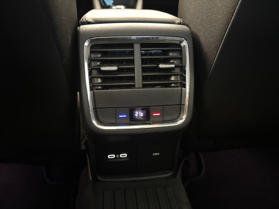 Skoda Octavia 1,4 TSi iV Plus DSG 5d