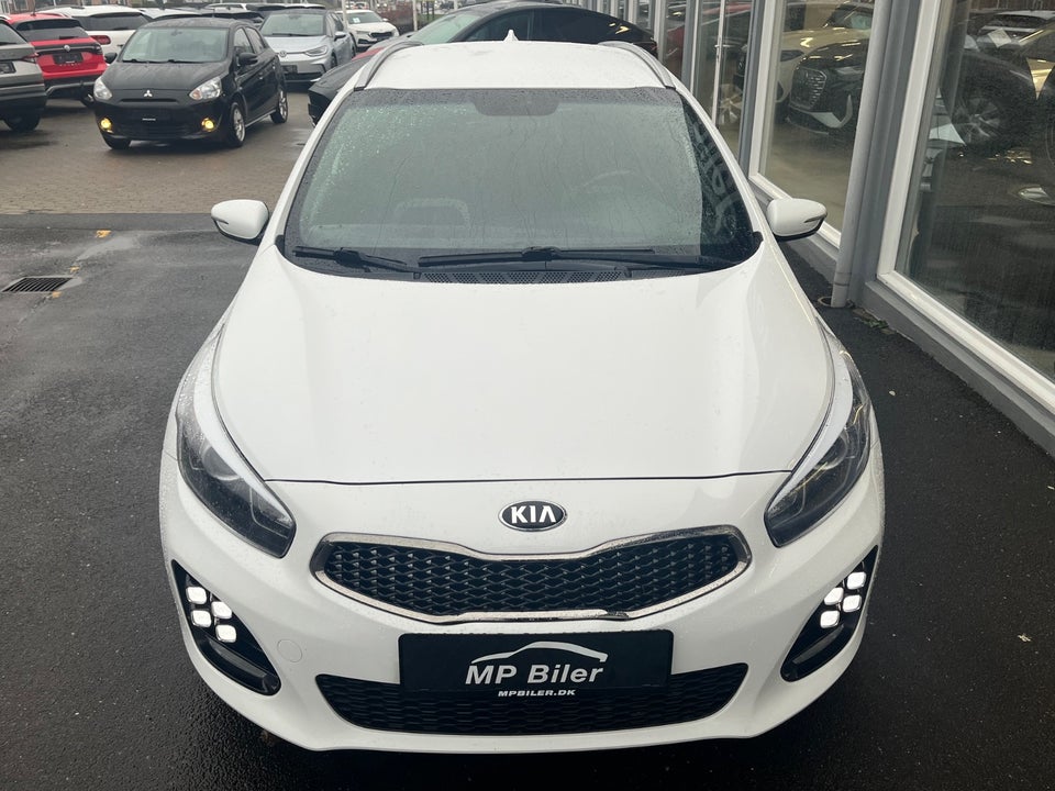 Kia Ceed 1,6 CRDi 136 GT-Line Attraction SW DCT 5d