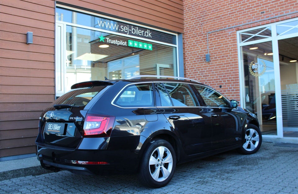Skoda Octavia 2,0 TDi 150 Business Line+ Celebration Combi DSG 5d