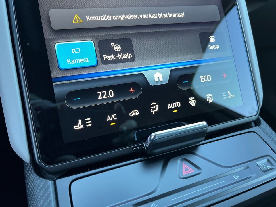 Ford Explorer 82 Premium Extended Range 5d