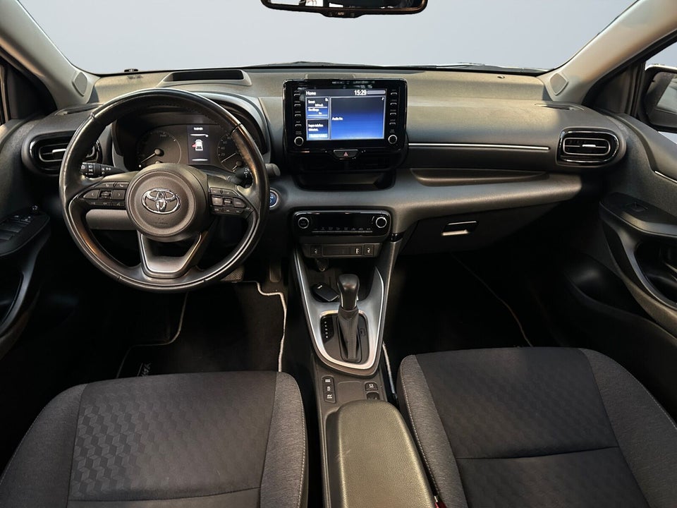 Toyota Yaris 1,5 Hybrid Active Tech+ e-CVT 5d