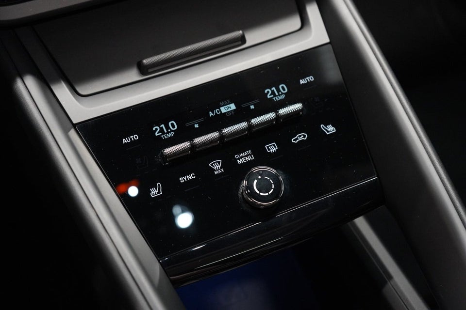 Porsche Macan 5d