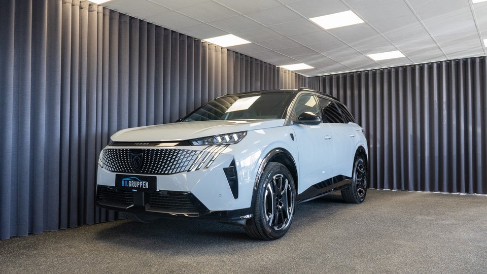 Peugeot e-5008 77 GT 7prs 5d