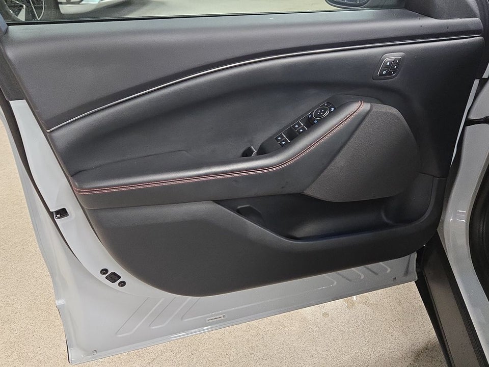 Ford Mustang Mach-E 98 Extended Range AWD 5d