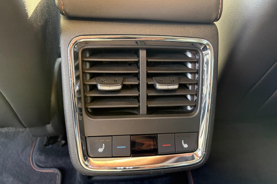 Skoda Enyaq 80 iV Suite 5d