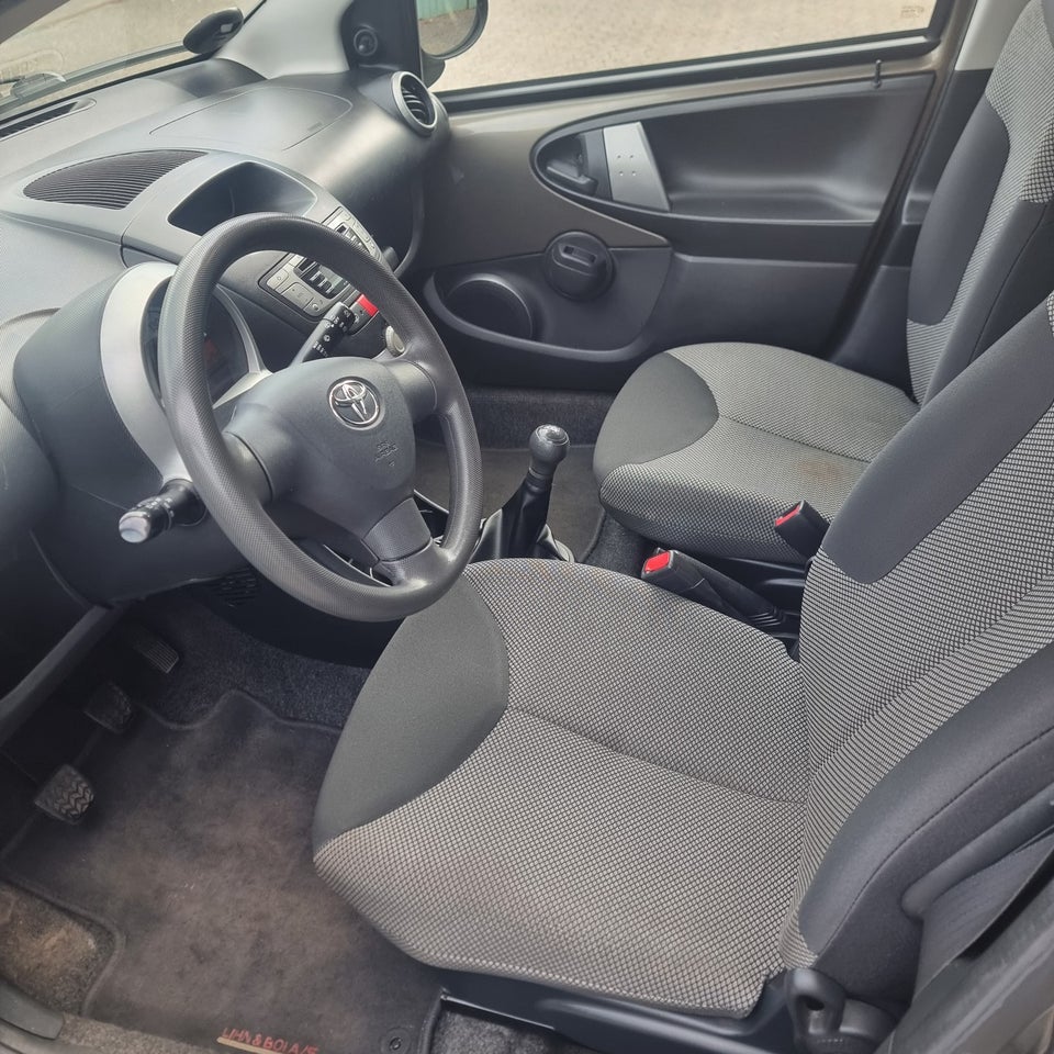 Toyota Aygo 1,0 VVT-i T1 5d