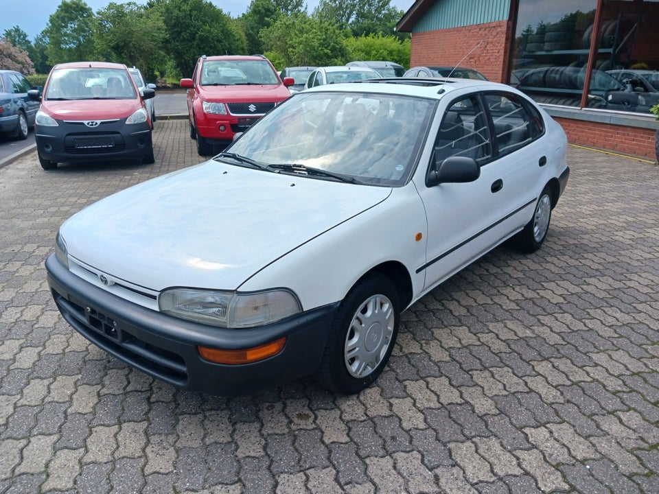 Toyota Corolla 1,3 XLi LB 5d