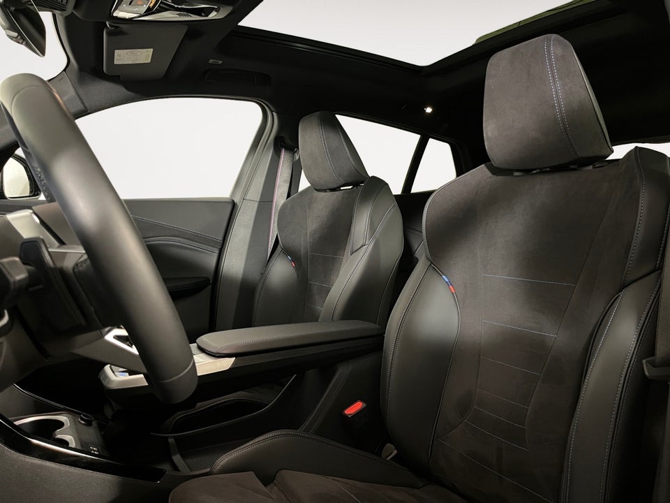 BMW iX2 xDrive30 Supercharged 5d