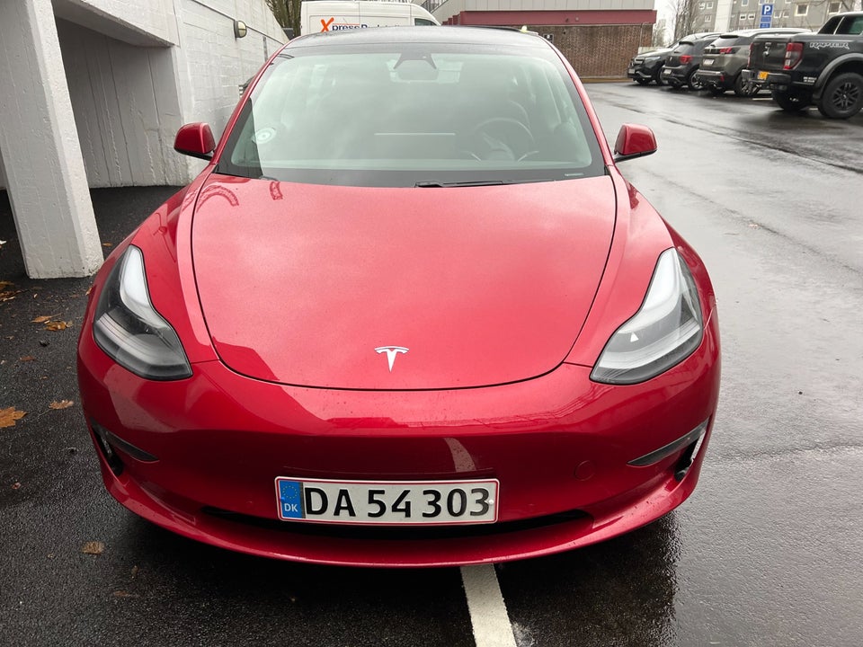 Tesla Model 3 Long Range AWD 4d