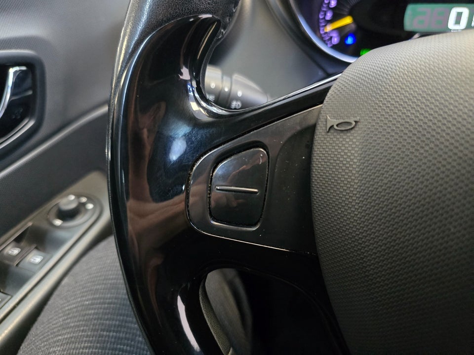 Renault Captur 1,2 TCe 120 Expression EDC 5d