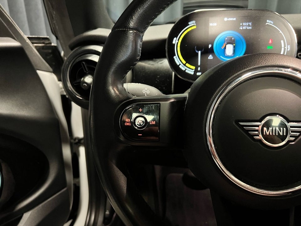 MINI Cooper SE Camden Edition 3d