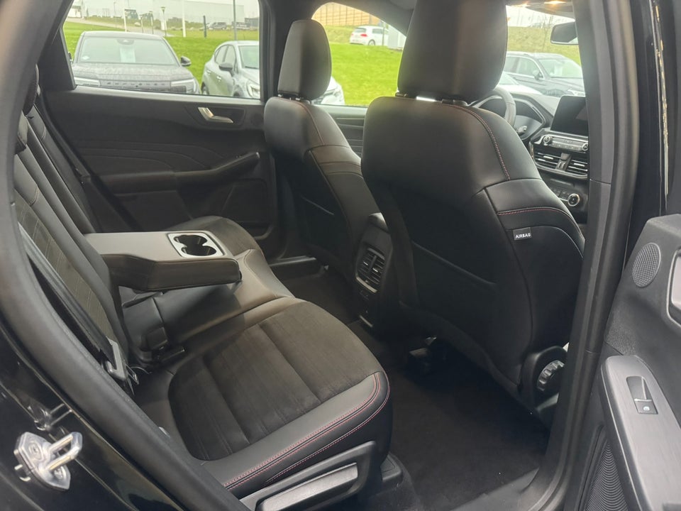 Ford Kuga 2,5 PHEV ST-Line CVT 5d