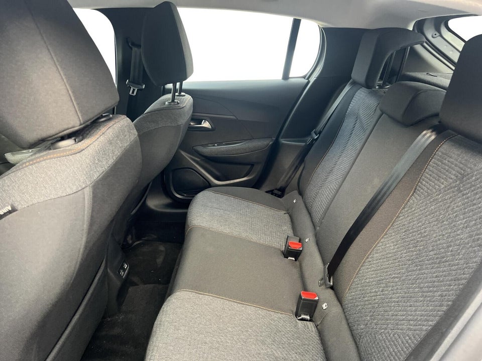 Peugeot e-208 50 Style 5d