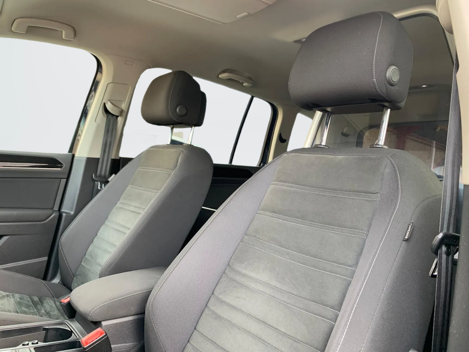 VW Touran 2,0 TDi 150 Comfortline DSG Van 5d