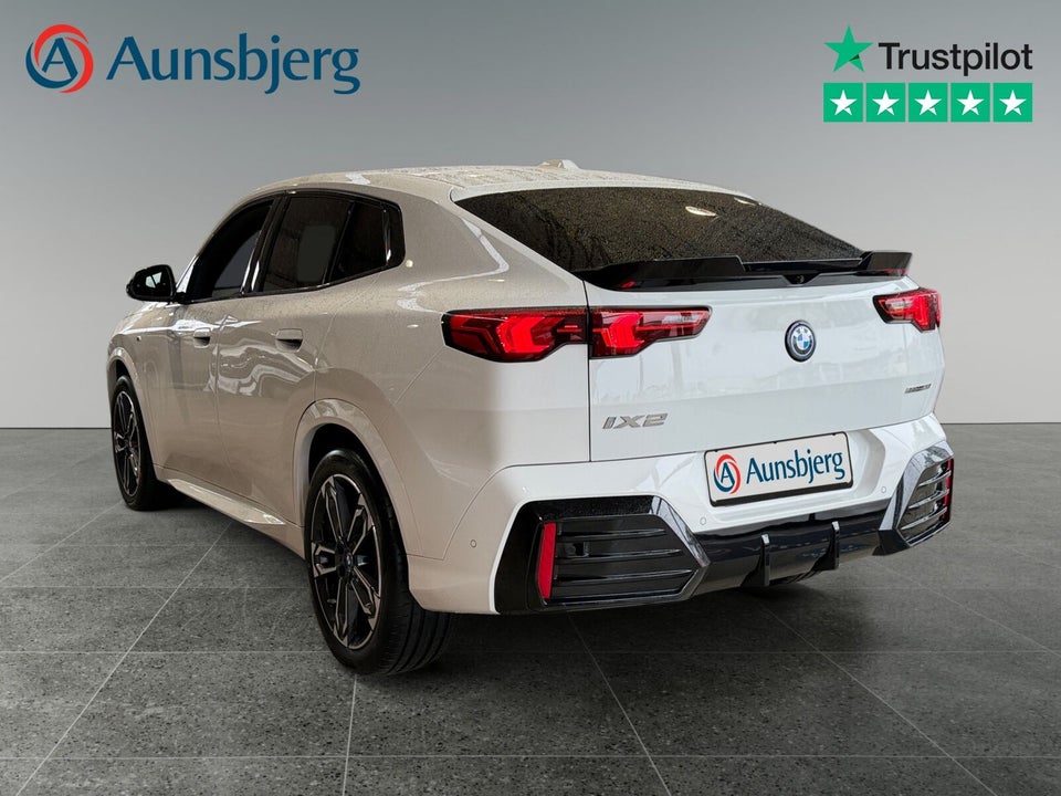 BMW iX2 eDrive20 M-Sport Pro 5d