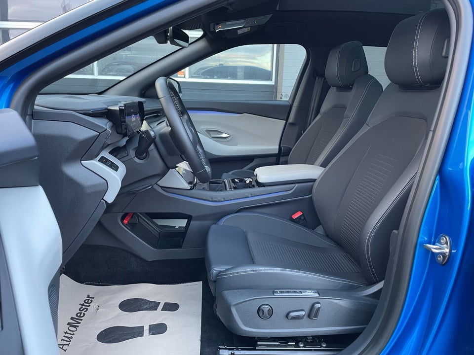 Ford Explorer 82 Premium Extended Range 5d