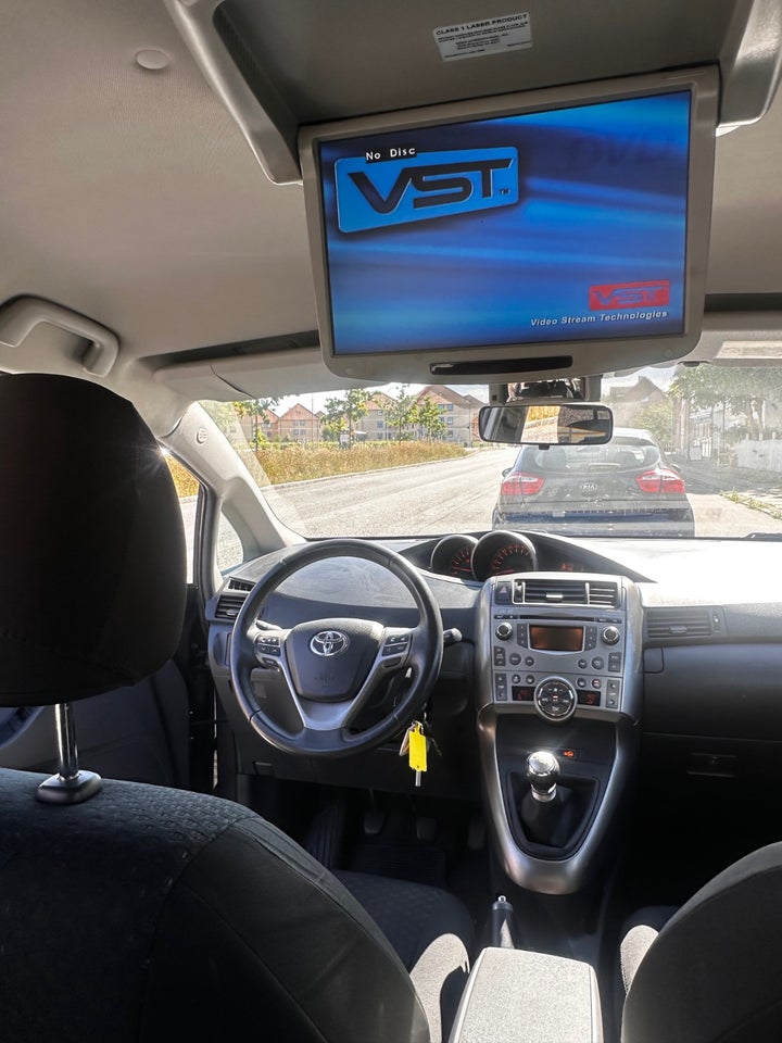 Toyota Verso 1,8 T2 7prs 5d