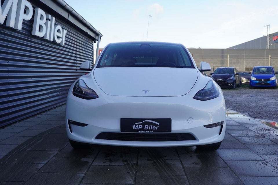 Tesla Model Y Long Range AWD 5d