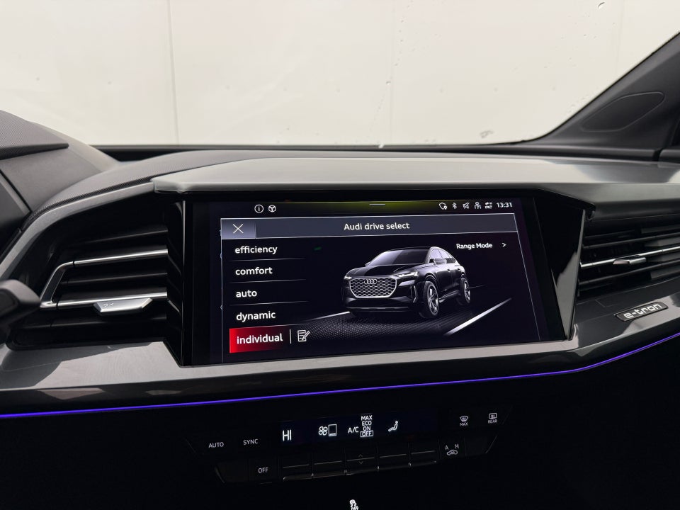 Audi Q4 e-tron 40 S-line Sportback 5d