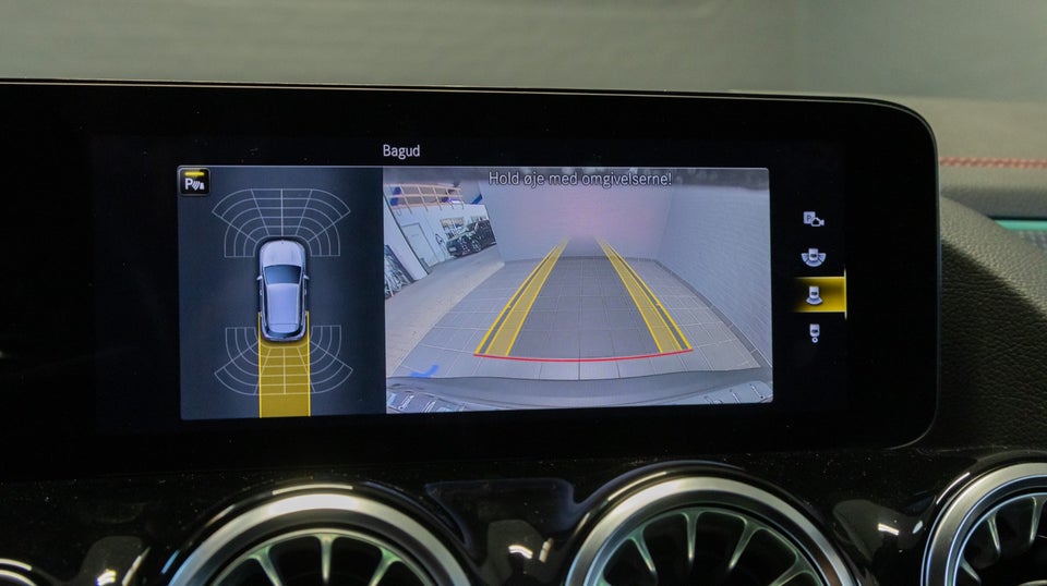 Mercedes EQA350 AMG Line 4Matic 5d