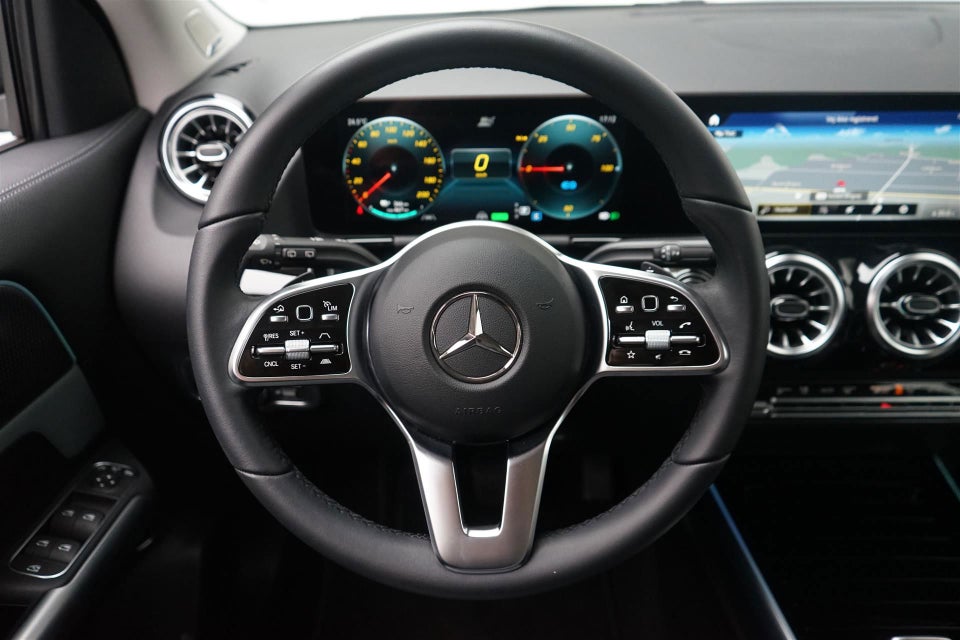 Mercedes EQA250+ Progressive 5d