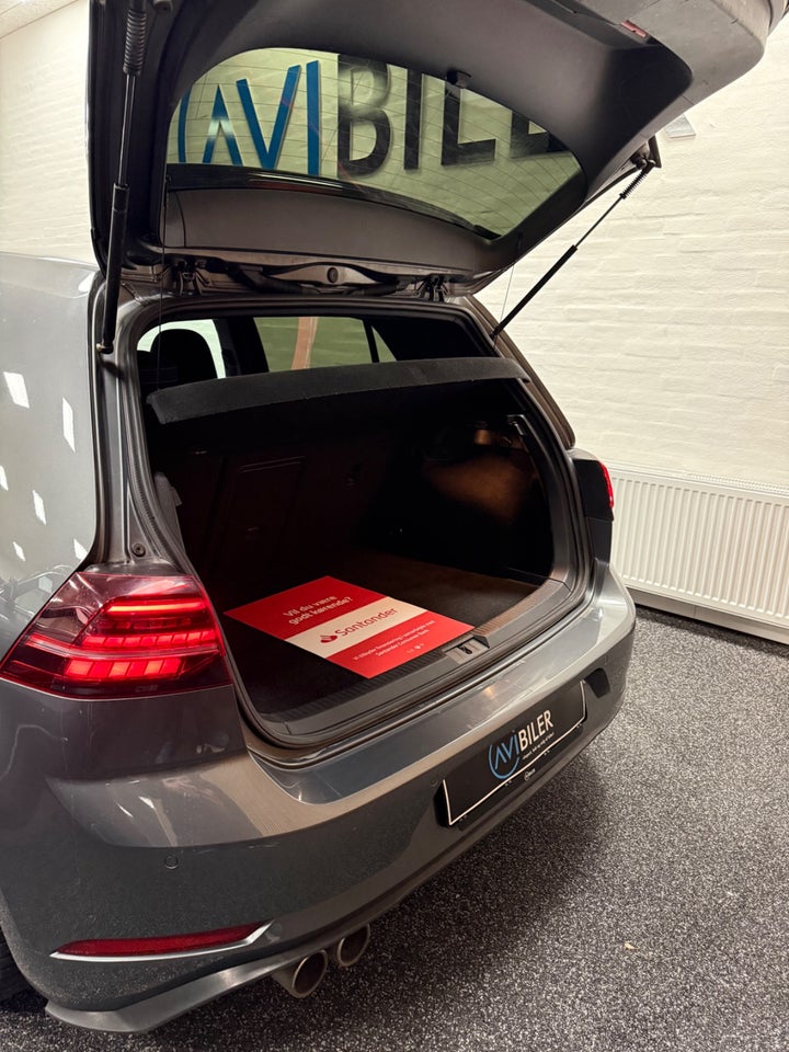 VW Golf VIII 1,4 GTE DSG 5d