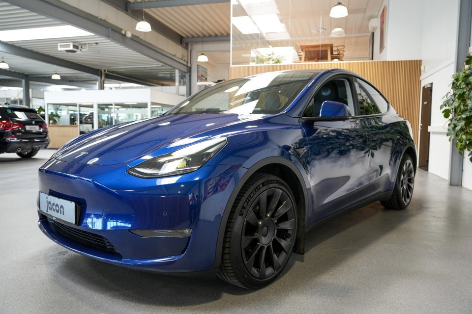 Tesla Model Y Long Range AWD 5d