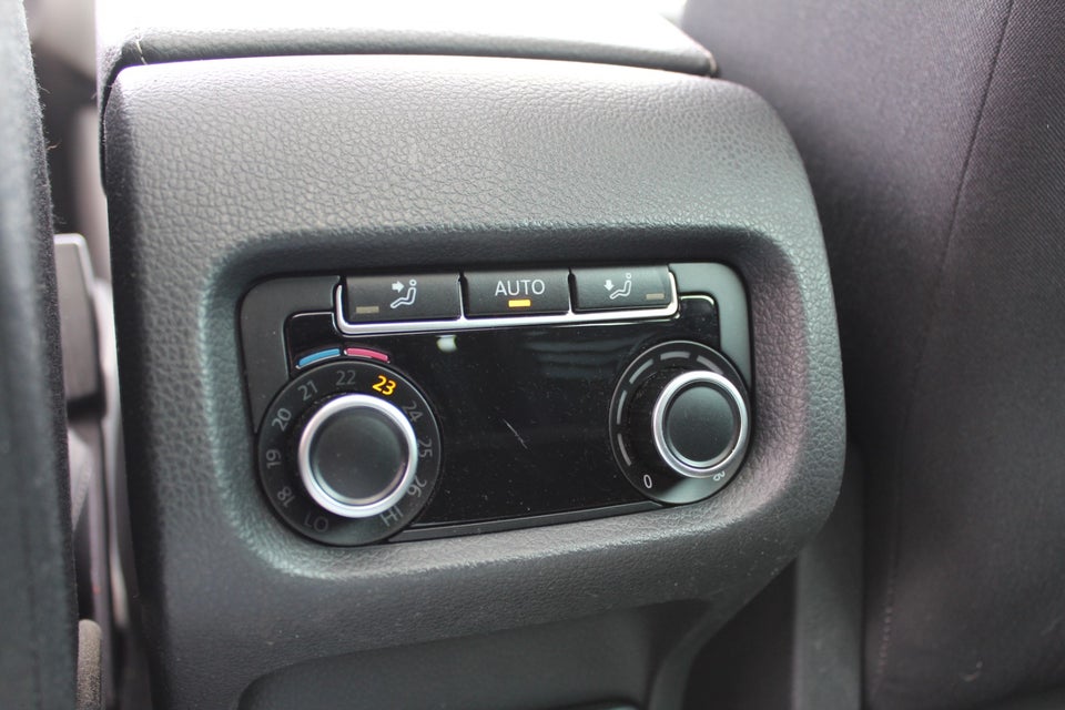 VW Sharan 2,0 TDi 140 Cup DSG 7prs 5d