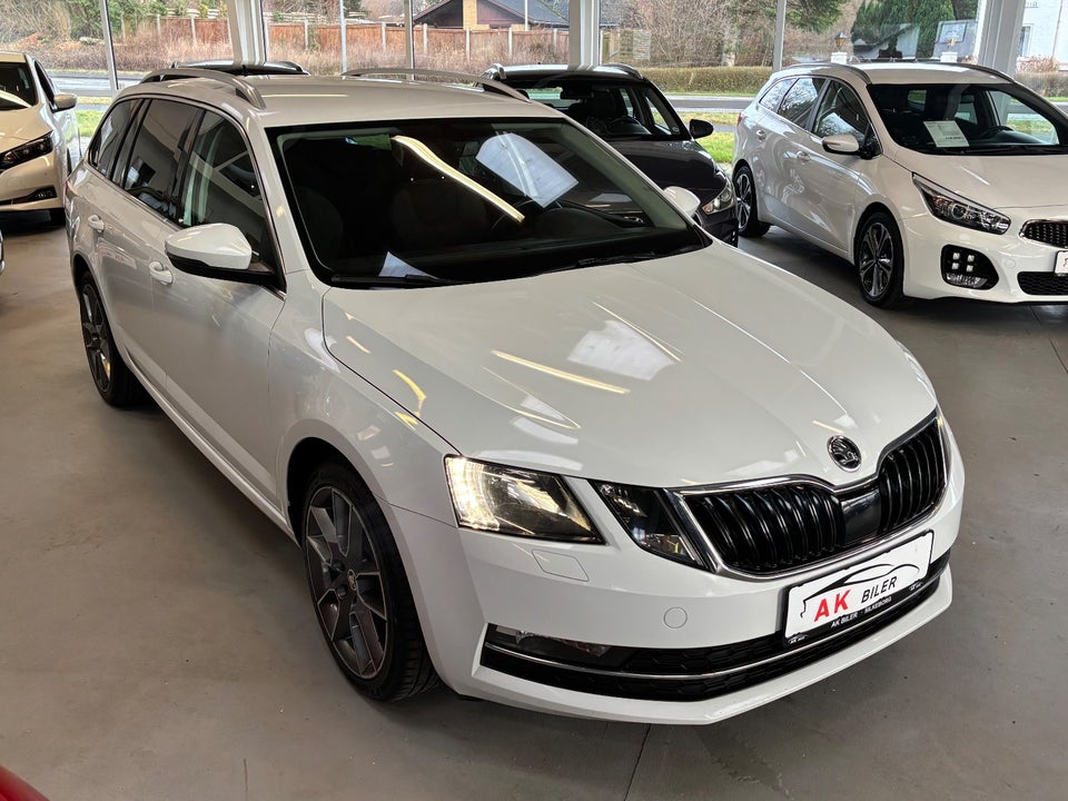 Skoda Octavia 1,6 TDi 115 Style Combi DSG 5d