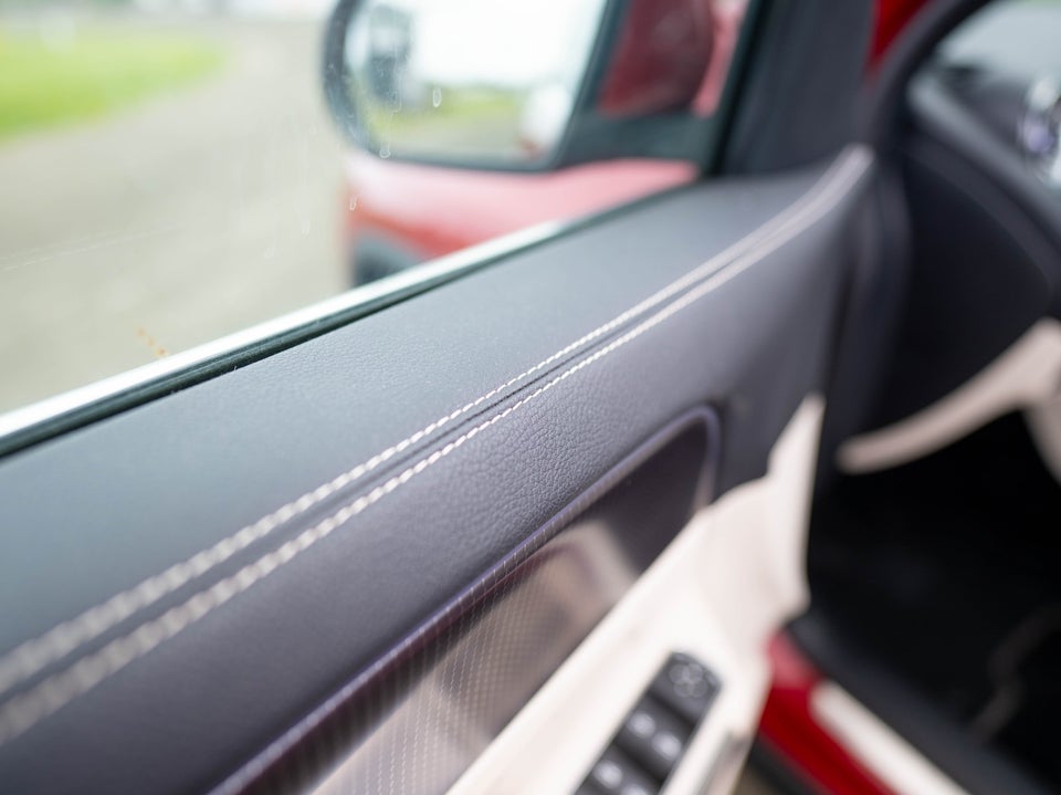 Mercedes EQA300 Progressive 4Matic 5d