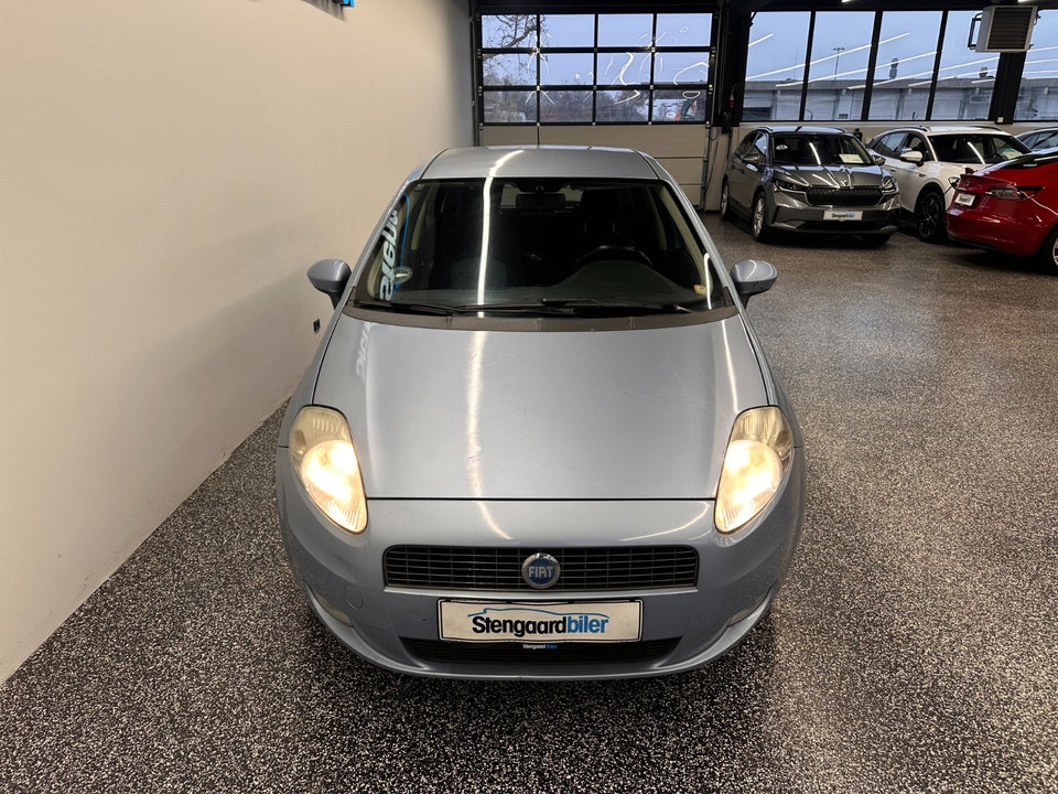 Fiat Grande Punto 1,4 Active 5d