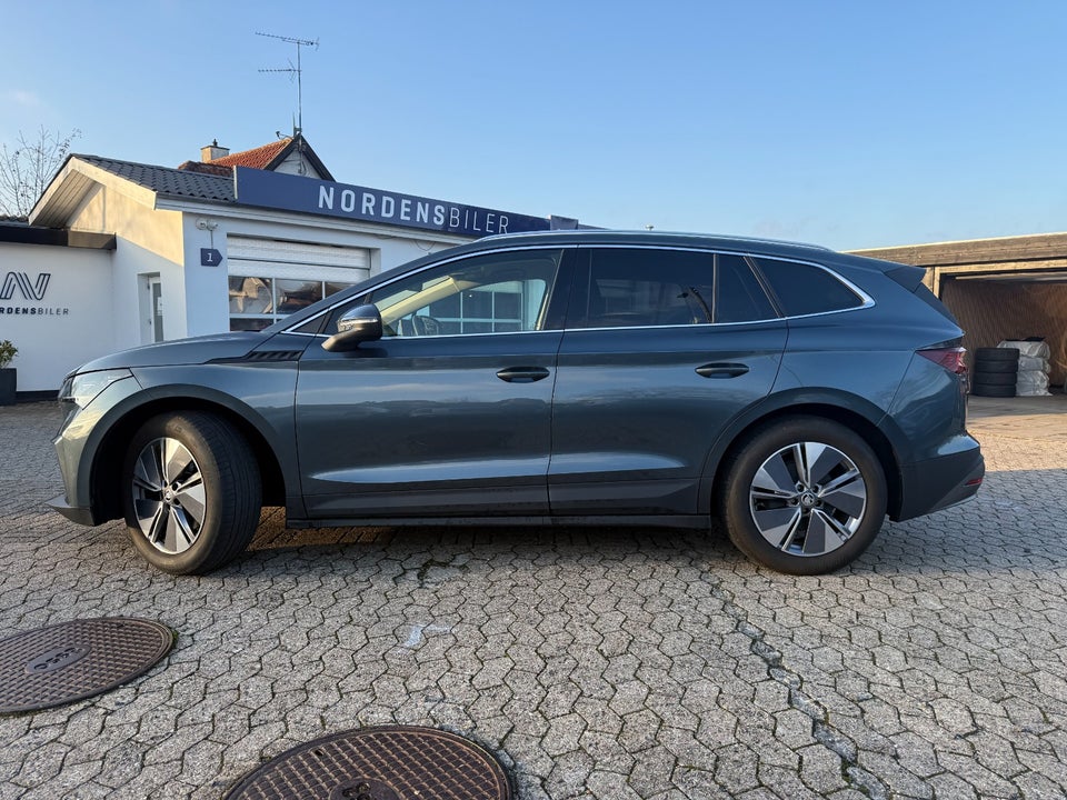 Skoda Enyaq 60 iV Loft 5d