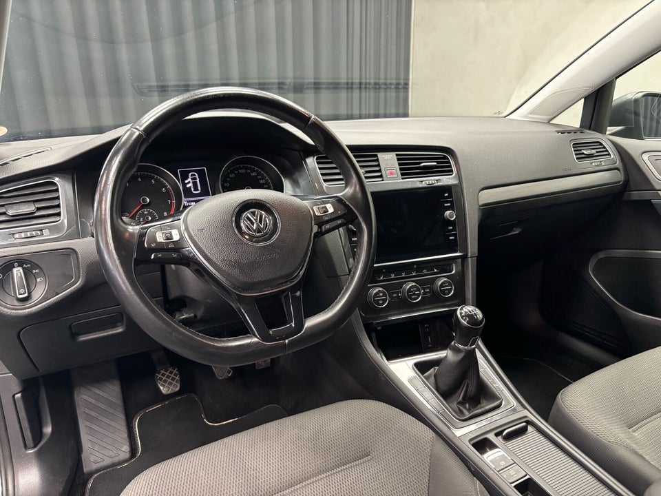 VW Golf VII 1,5 TSi 130 Comfortline Variant 5d