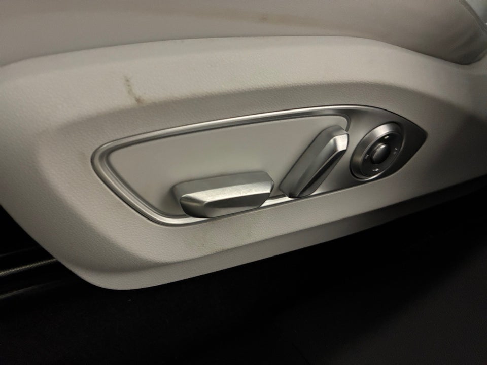 Xpeng G9 Performance 5d