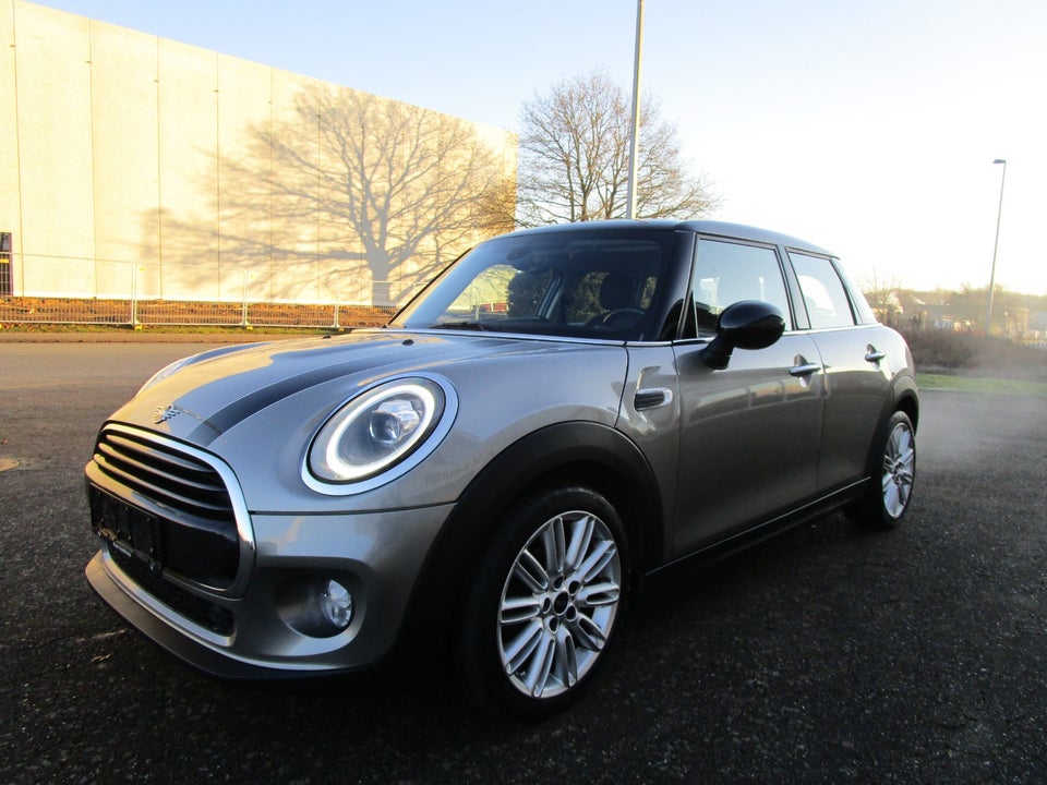 MINI Cooper 1,5 Essential aut. 5d
