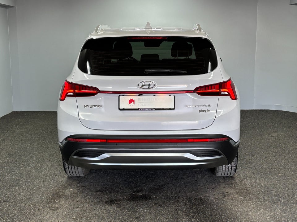 Hyundai Santa Fe 1,6 PHEV Essential aut. 4WD 7prs 5d
