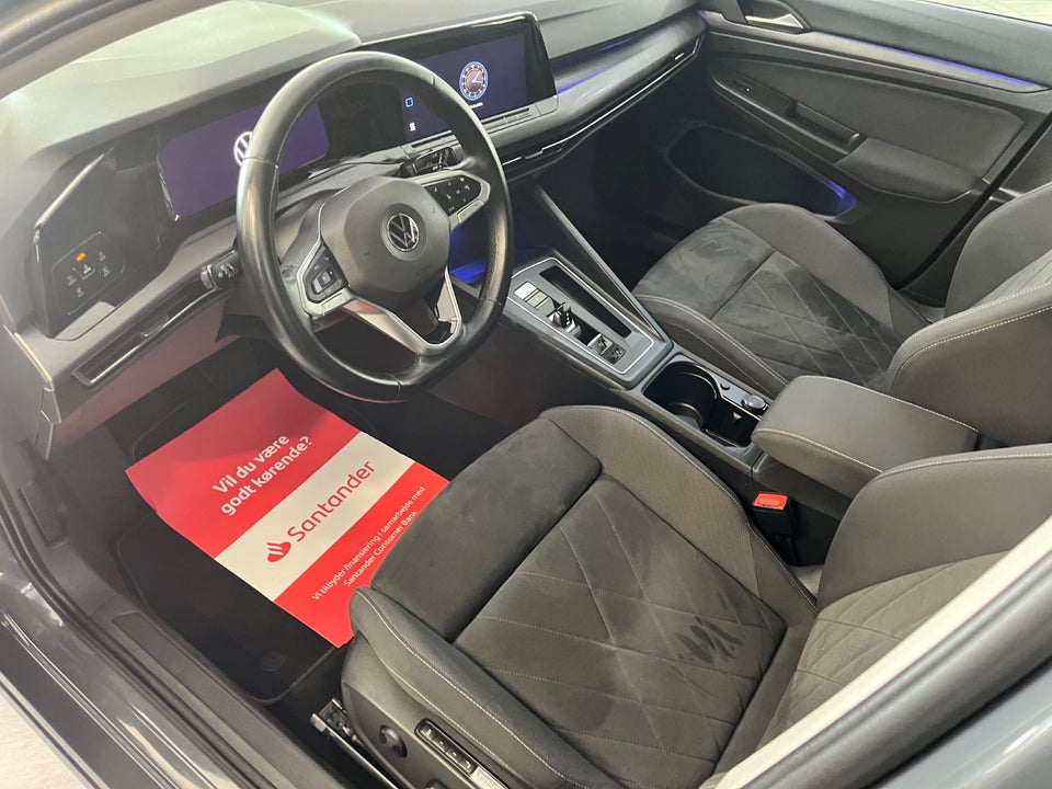 VW Golf VIII 1,4 eHybrid DSG 5d