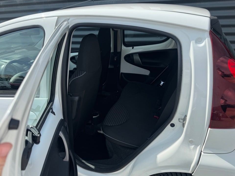 Peugeot 107 1,0 Active 5d