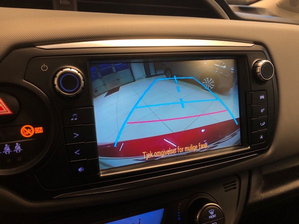 Toyota Yaris 1,5 Hybrid H2 Style e-CVT 5d