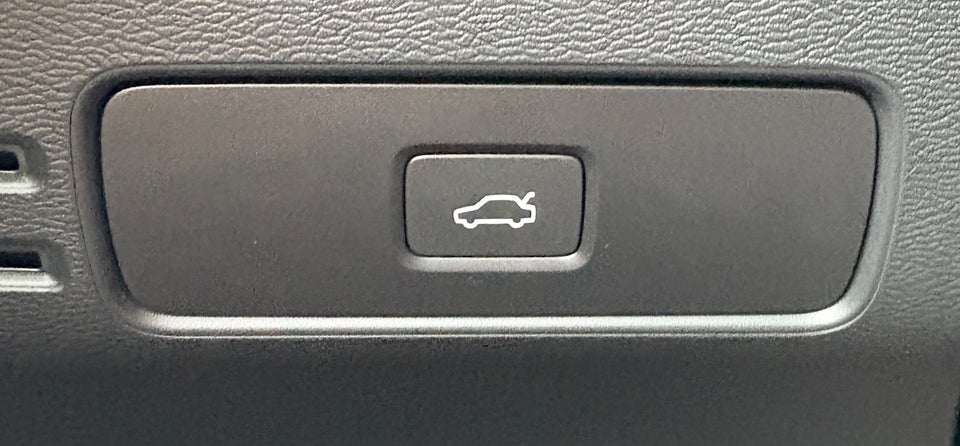 Volvo XC40 P6 ReCharge Plus 5d